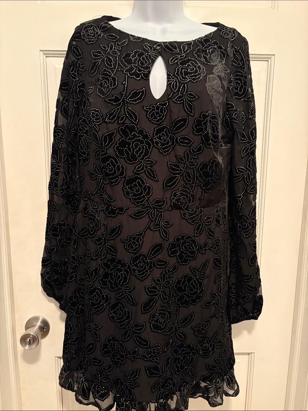GB Black Beaded Floral Long-Sleeve Shift Dress size 13 NWT